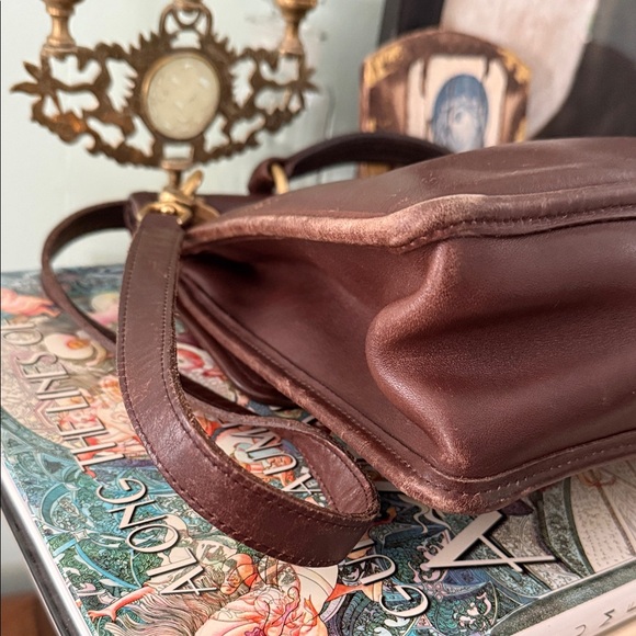 Vintage 1998 Coach Willis 9927 Mahogany Brown Leather Turnlock Crossbody Satchel - Picture 4 of 14